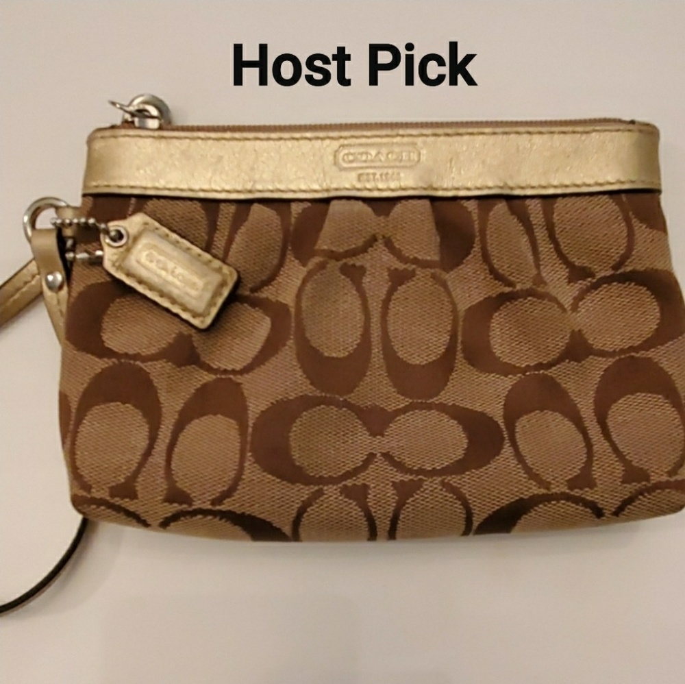 💌Coach / Gold Wristlet - Picture 1 of 4
